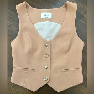 ARITZIA VEST SIZE 00, NEVER WORN, EXCELLENT CONDITION